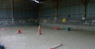  The school to learn to ride a horse 